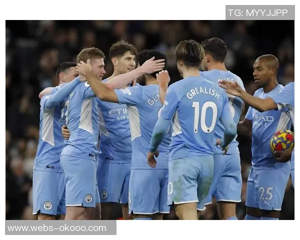 加的夫城与伯恩利激战正酣实况回顾与精彩瞬间分析