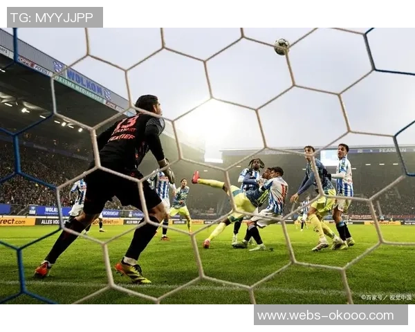 大分三神与岐阜的激烈对决展现足球魅力与团队精神的巅峰对抗 大分三神与岐阜的激烈对决展现足球魅力与团队精神的巅峰对抗